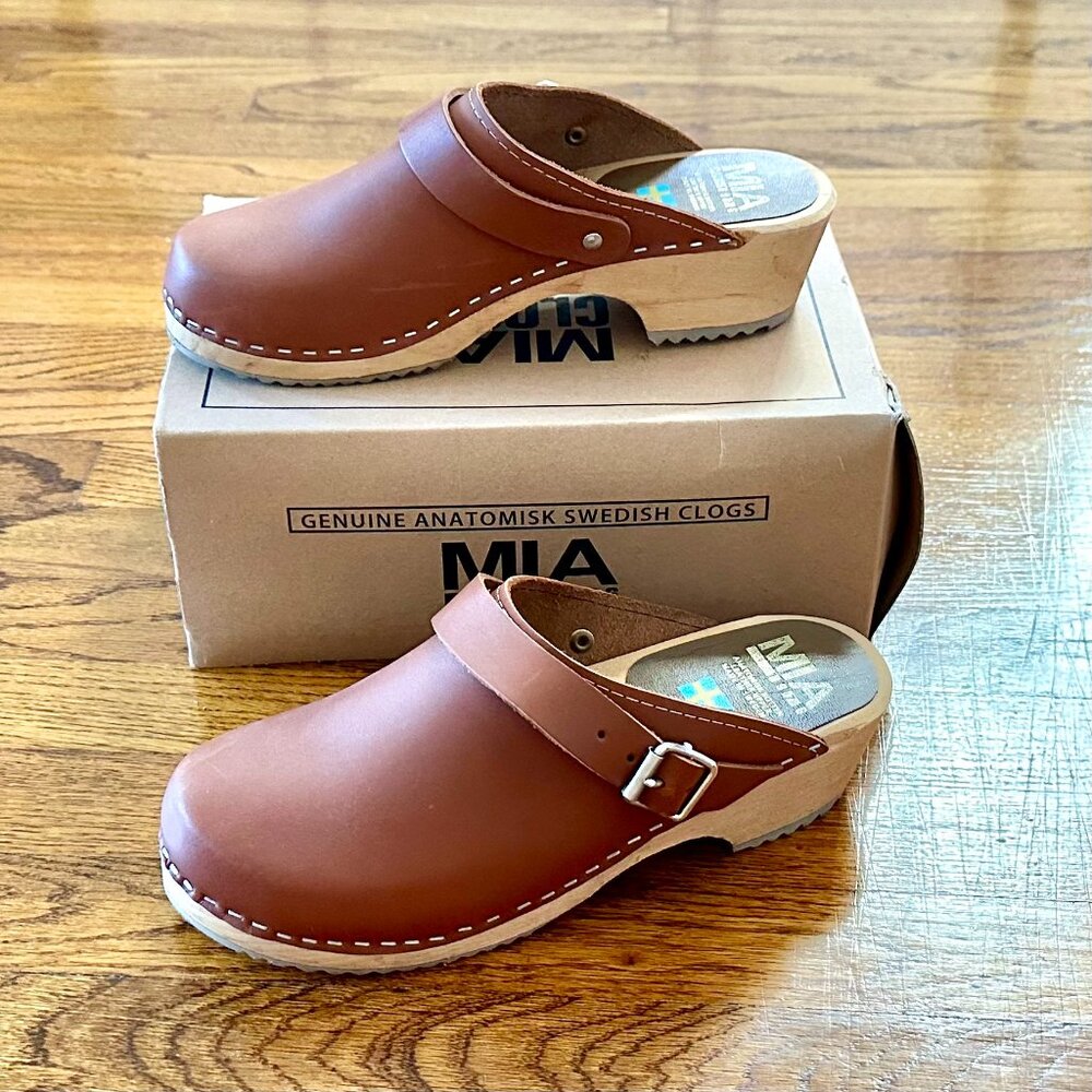 MIA Alma Swedish buckle clogs